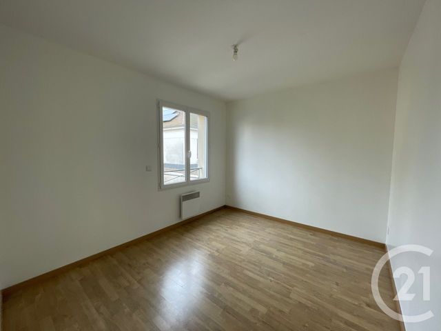 maison à louer - 5 pièces - 88.36 m2 - RAMBOUILLET - 78 - ILE-DE-FRANCE - Century 21 Maitrejean Immobilier