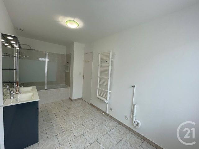 maison à louer - 4 pièces - 81.25 m2 - VILLIERS LE MORHIER - 28 - CENTRE - Century 21 Maitrejean Immobilier