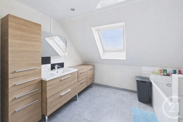 maison à vendre - 5 pièces - 137.29 m2 - PRUNAY EN YVELINES - 78 - ILE-DE-FRANCE - Century 21 Maitrejean Immobilier