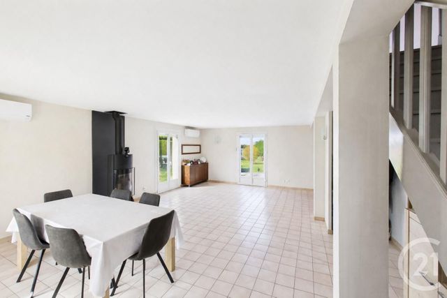 maison à vendre - 5 pièces - 137.29 m2 - PRUNAY EN YVELINES - 78 - ILE-DE-FRANCE - Century 21 Maitrejean Immobilier