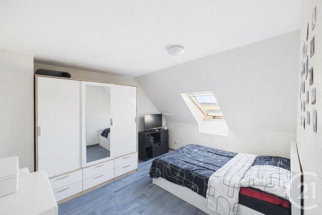 maison à vendre - 5 pièces - 137.29 m2 - PRUNAY EN YVELINES - 78 - ILE-DE-FRANCE - Century 21 Maitrejean Immobilier