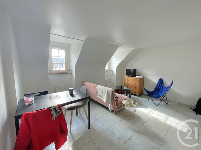 Appartement F2 à louer - 2 pièces - 34.5 m2 - RAMBOUILLET - 78 - ILE-DE-FRANCE - Century 21 Maitrejean Immobilier