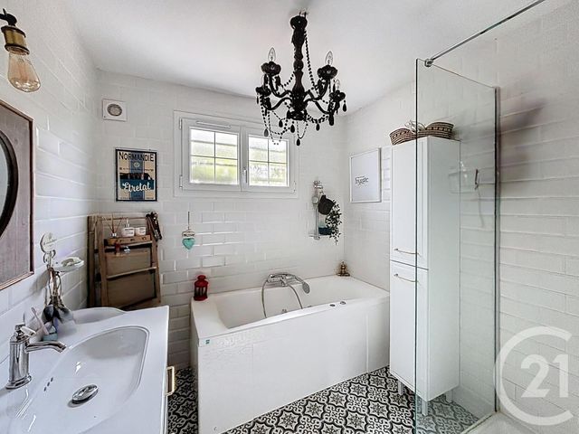 maison à vendre - 7 pièces - 160.0 m2 - PRUNAY EN YVELINES - 78 - ILE-DE-FRANCE - Century 21 Maitrejean Immobilier