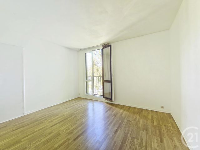 Appartement F5 à louer - 5 pièces - 96.4 m2 - RAMBOUILLET - 78 - ILE-DE-FRANCE - Century 21 Maitrejean Immobilier