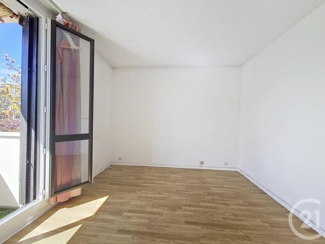 Appartement F5 à louer - 5 pièces - 96.4 m2 - RAMBOUILLET - 78 - ILE-DE-FRANCE - Century 21 Maitrejean Immobilier