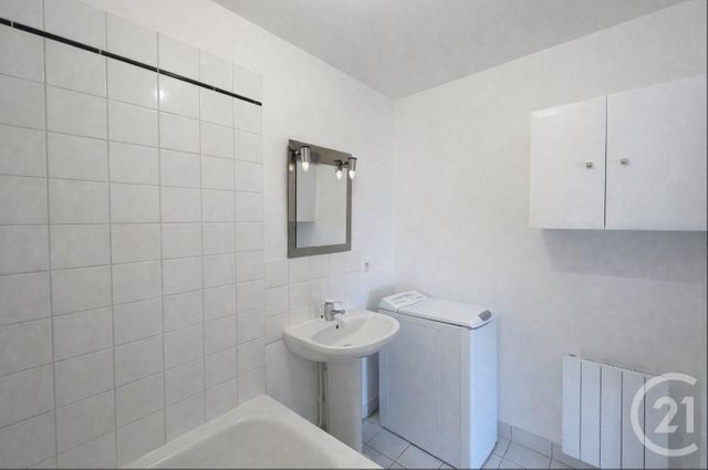 Appartement F2 à louer - 2 pièces - 37.26 m2 - RAMBOUILLET - 78 - ILE-DE-FRANCE - Century 21 Maitrejean Immobilier
