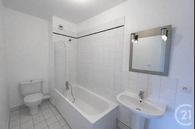 Appartement F2 à louer - 2 pièces - 37.26 m2 - RAMBOUILLET - 78 - ILE-DE-FRANCE - Century 21 Maitrejean Immobilier
