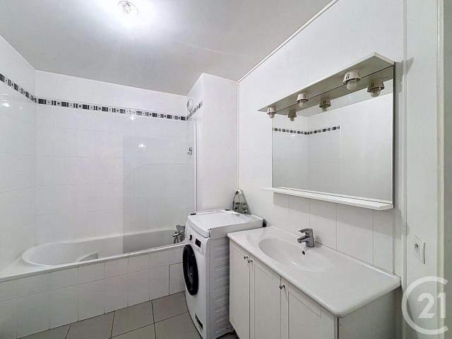 Appartement F4 à vendre - 4 pièces - 95.52 m2 - RAMBOUILLET - 78 - ILE-DE-FRANCE - Century 21 Maitrejean Immobilier