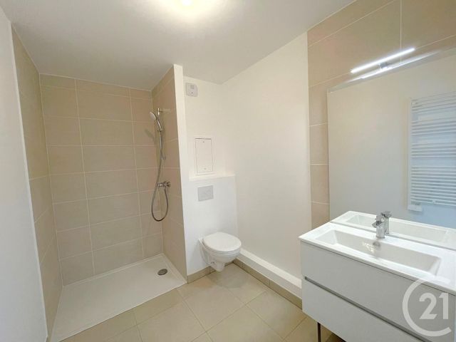 Appartement F2 à louer - 2 pièces - 37.88 m2 - RAMBOUILLET - 78 - ILE-DE-FRANCE - Century 21 Maitrejean Immobilier