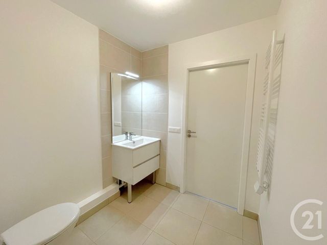 Appartement F2 à louer - 2 pièces - 37.88 m2 - RAMBOUILLET - 78 - ILE-DE-FRANCE - Century 21 Maitrejean Immobilier