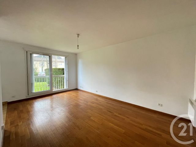 Appartement F1 à louer - 1 pièce - 30.55 m2 - RAMBOUILLET - 78 - ILE-DE-FRANCE - Century 21 Maitrejean Immobilier