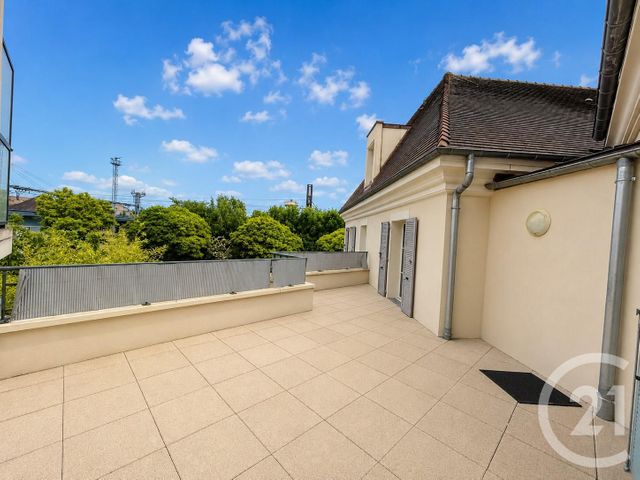 Appartement F2 à louer - 2 pièces - 50.91 m2 - RAMBOUILLET - 78 - ILE-DE-FRANCE - Century 21 Maitrejean Immobilier