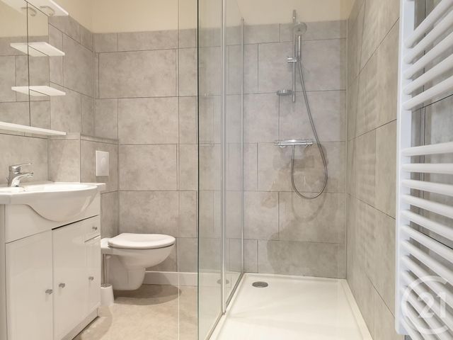 Appartement F3 à louer - 3 pièces - 62.2 m2 - RAMBOUILLET - 78 - ILE-DE-FRANCE - Century 21 Maitrejean Immobilier