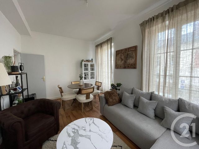 Appartement F3 à louer - 3 pièces - 62.2 m2 - RAMBOUILLET - 78 - ILE-DE-FRANCE - Century 21 Maitrejean Immobilier