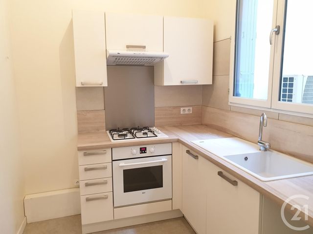 Appartement F3 à louer - 3 pièces - 62.2 m2 - RAMBOUILLET - 78 - ILE-DE-FRANCE - Century 21 Maitrejean Immobilier