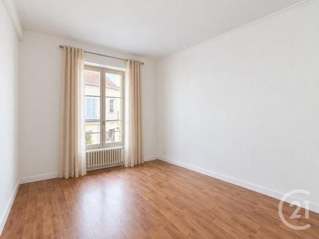 Appartement F3 à vendre - 3 pièces - 64.06 m2 - RAMBOUILLET - 78 - ILE-DE-FRANCE - Century 21 Maitrejean Immobilier