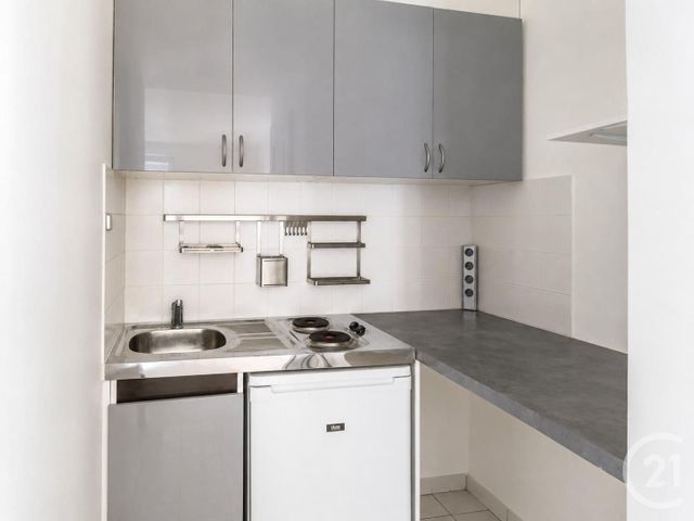 Appartement Studio à louer - 1 pièce - 32.34 m2 - CHEVREUSE - 78 - ILE-DE-FRANCE - Century 21 Maitrejean Immobilier