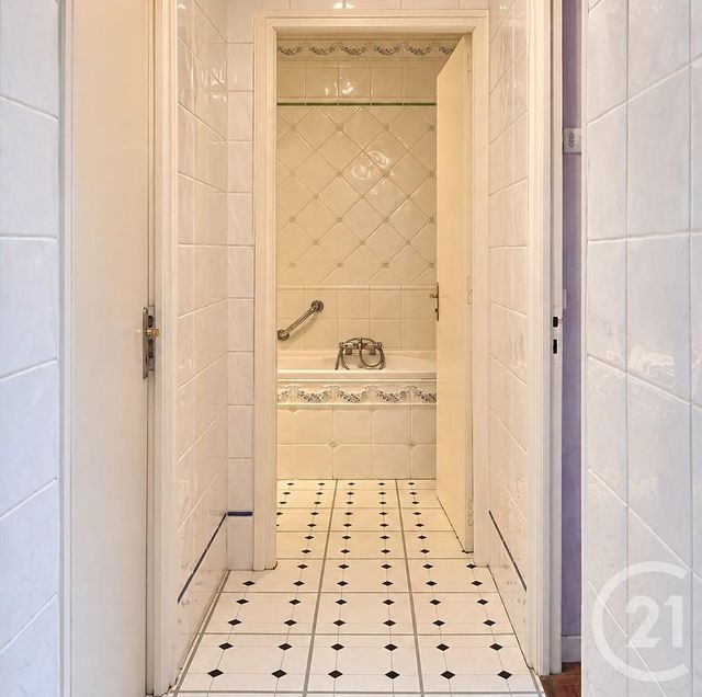 maison à vendre - 8 pièces - 266.0 m2 - AUNAY SOUS AUNEAU - 28 - CENTRE - Century 21 Maitrejean Immobilier