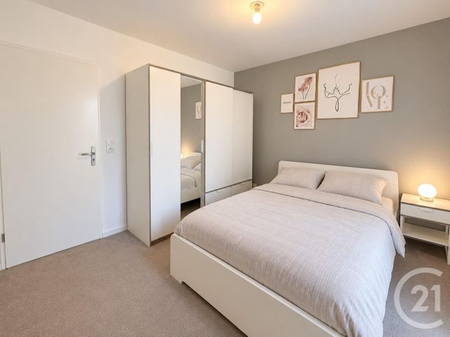 Appartement F2 à louer - 2 pièces - 36.85 m2 - RAMBOUILLET - 78 - ILE-DE-FRANCE - Century 21 Maitrejean Immobilier