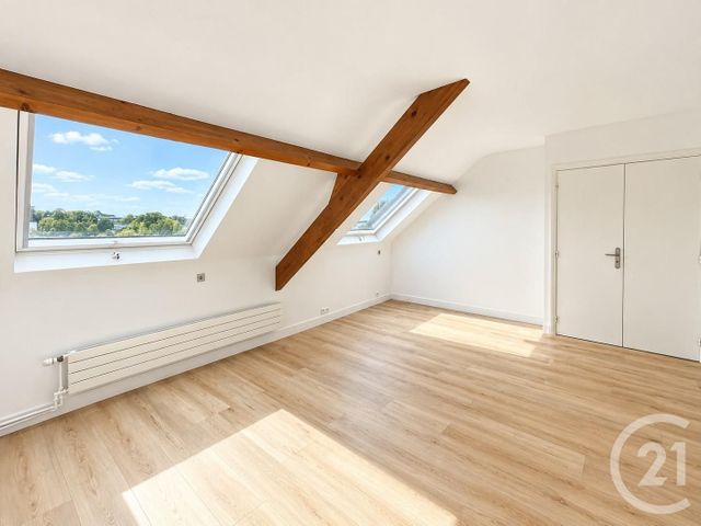 Appartement Duplex à louer - 3 pièces - 94.66 m2 - RAMBOUILLET - 78 - ILE-DE-FRANCE - Century 21 Maitrejean Immobilier