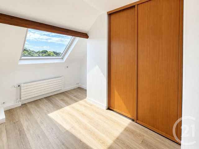 Appartement Duplex à louer - 3 pièces - 94.66 m2 - RAMBOUILLET - 78 - ILE-DE-FRANCE - Century 21 Maitrejean Immobilier