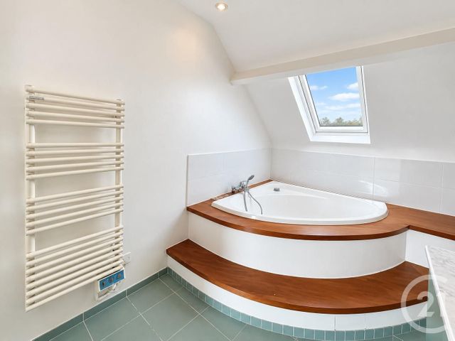 Appartement Duplex à louer - 3 pièces - 94.66 m2 - RAMBOUILLET - 78 - ILE-DE-FRANCE - Century 21 Maitrejean Immobilier