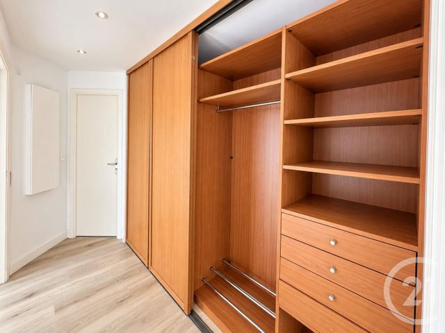 Appartement Duplex à louer - 3 pièces - 94.66 m2 - RAMBOUILLET - 78 - ILE-DE-FRANCE - Century 21 Maitrejean Immobilier