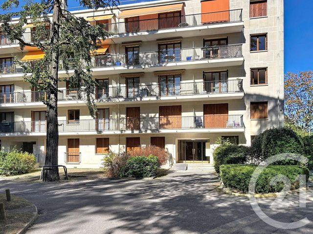 Appartement F3 à vendre - 3 pièces - 75.48 m2 - RAMBOUILLET - 78 - ILE-DE-FRANCE - Century 21 Maitrejean Immobilier