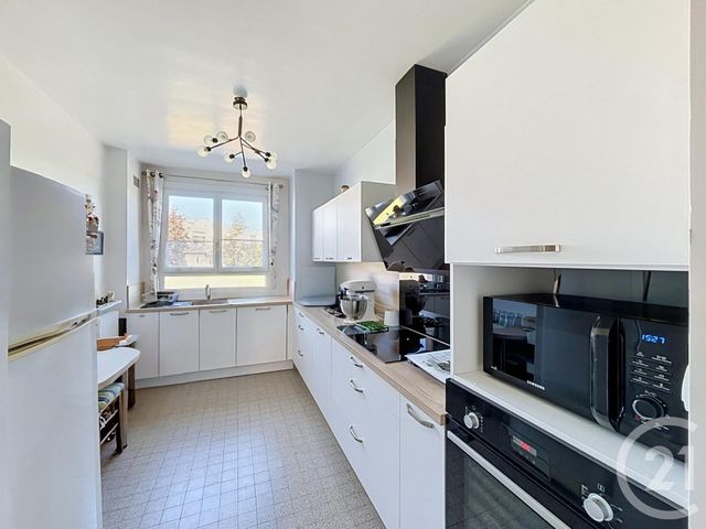 Appartement F3 à vendre - 3 pièces - 75.48 m2 - RAMBOUILLET - 78 - ILE-DE-FRANCE - Century 21 Maitrejean Immobilier