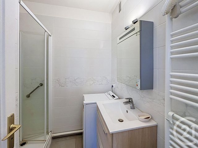 Appartement F3 à vendre - 3 pièces - 75.48 m2 - RAMBOUILLET - 78 - ILE-DE-FRANCE - Century 21 Maitrejean Immobilier