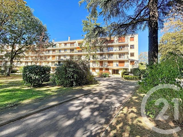 Appartement F2 à vendre - 2 pièces - 60.15 m2 - RAMBOUILLET - 78 - ILE-DE-FRANCE - Century 21 Maitrejean Immobilier