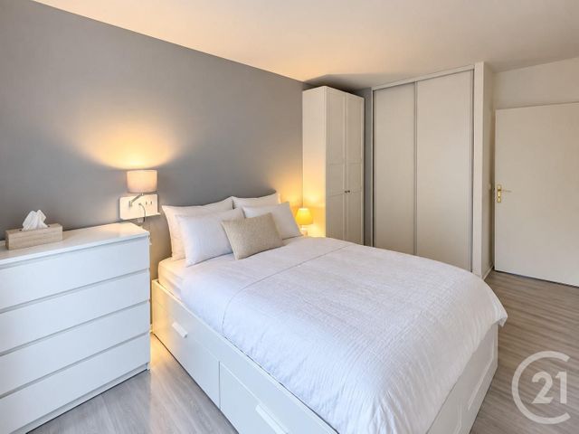 Appartement F3 à louer - 3 pièces - 67.9 m2 - RAMBOUILLET - 78 - ILE-DE-FRANCE - Century 21 Maitrejean Immobilier