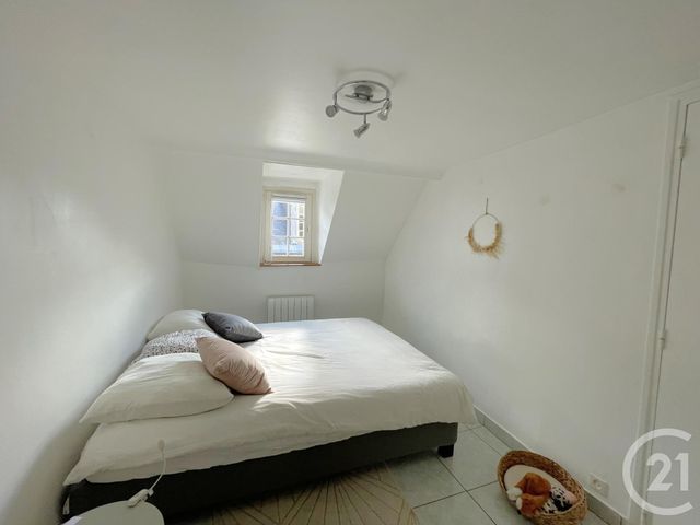 Appartement F2 à louer - 2 pièces - 34.5 m2 - RAMBOUILLET - 78 - ILE-DE-FRANCE - Century 21 Maitrejean Immobilier