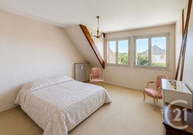 maison à vendre - 8 pièces - 262.0 m2 - RAMBOUILLET - 78 - ILE-DE-FRANCE - Century 21 Maitrejean Immobilier