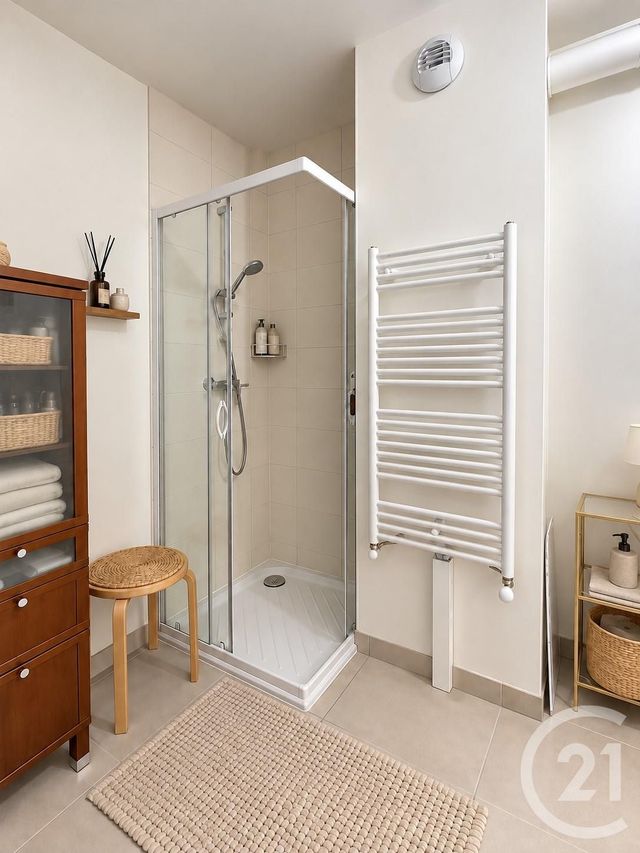 Appartement F2 à louer - 2 pièces - 56.54 m2 - RAMBOUILLET - 78 - ILE-DE-FRANCE - Century 21 Maitrejean Immobilier