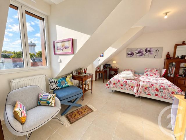 Appartement F2 à louer - 2 pièces - 56.54 m2 - RAMBOUILLET - 78 - ILE-DE-FRANCE - Century 21 Maitrejean Immobilier