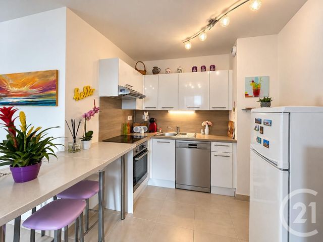 Appartement F2 à louer - 2 pièces - 56.54 m2 - RAMBOUILLET - 78 - ILE-DE-FRANCE - Century 21 Maitrejean Immobilier