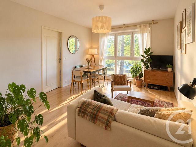 Appartement F2 à louer - 2 pièces - 49.02 m2 - RAMBOUILLET - 78 - ILE-DE-FRANCE - Century 21 Maitrejean Immobilier